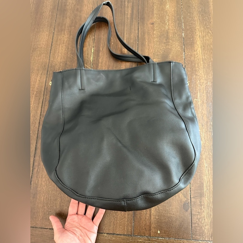 Anthropologie faux leather tote bag - Picture 4 of 16